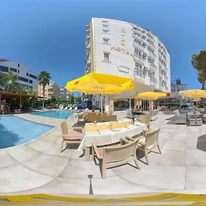 3* Hotel Far Life