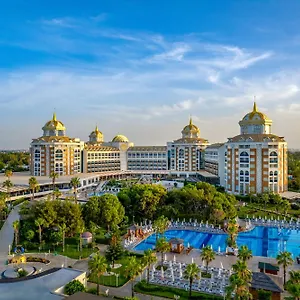 5* אתר נופש Delphin Be Grand