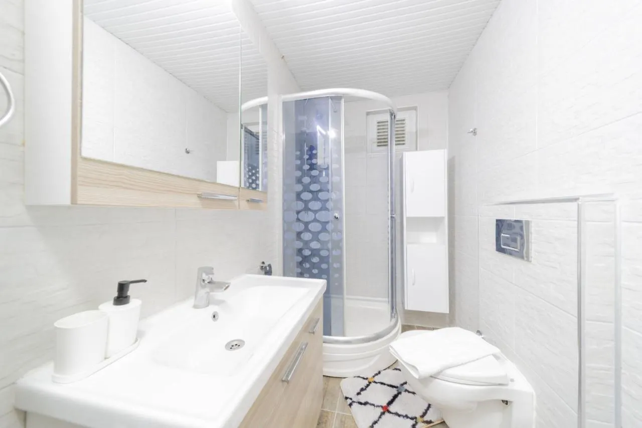 Stylish Flat With Modern Design In Antalya Apartment 0*,